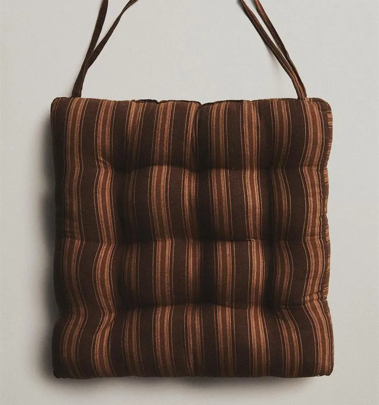 COJÍN SILLA RAYAS en Marrón - Textiles, Uruguay | Zara Home