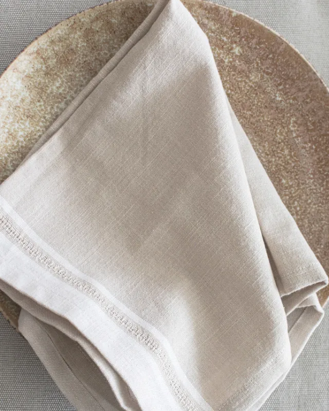 SERVILLETA LISO BEIGE Y CRUDO 50X50 en Beige - Textiles, Uruguay | Sentido Jose Ignacio