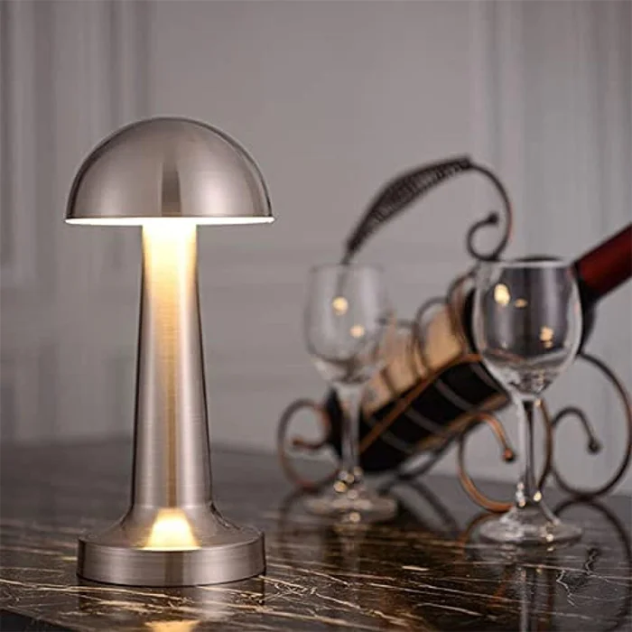 Lámpara de Mesa Samoa Portátil Recargable Chrome en Plateado - Lámparas de mesa, Uruguay | Serlux, vista 2