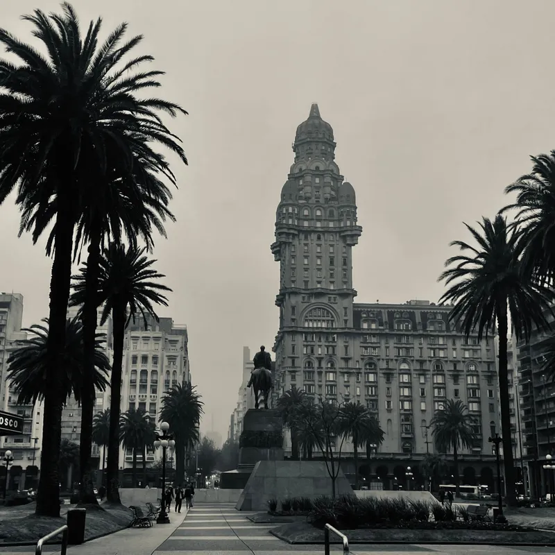 Palacio Salvo, Montevideo - Láminas, Uruguay | Mara Estudio