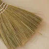 Escoba decorativa paja en Madera natural - Decoración de pared, Uruguay | De Arcos, vista 4 de 4
