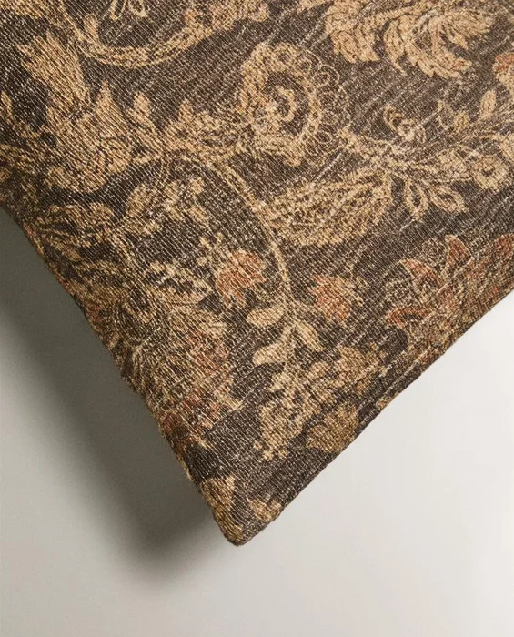COJÍN ALARGADO LINO ALGODÓN en Marrón - Textiles, Uruguay | Zara Home, vista 3