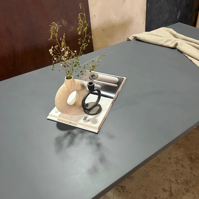 Mesa comedor HERCULES en Gris - Mesas de comedor, Uruguay | Mezcla, vista 2