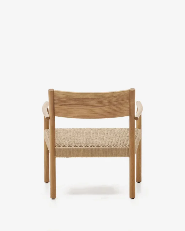 Butaca Yalia de madera maciza roble FSC 100% - acabado natural y asiento de cuerda de papel en Madera natural - Butacas, banquetas y puffs, Uruguay | Kavehome, vista 8
