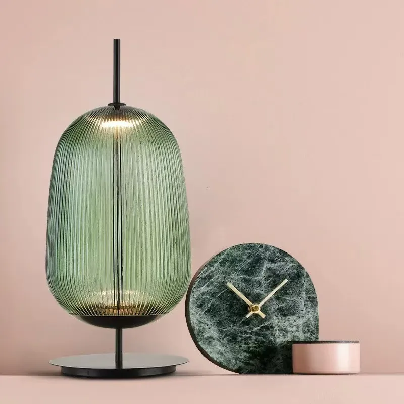 LUMINARIA HELLA GREEN en Verde - Lámparas de pie, Uruguay | Berlina Store