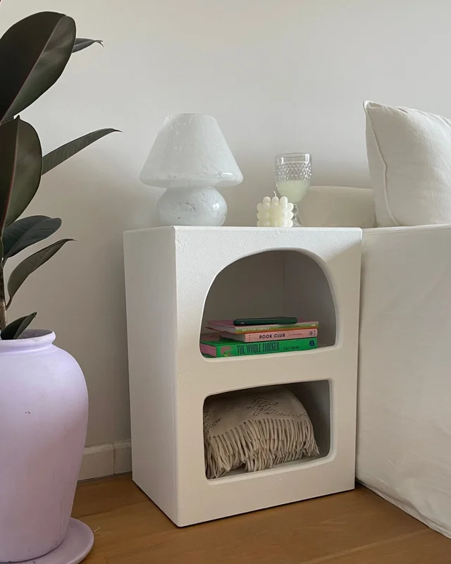 mesa de luz & arrimo AGIA en Blanco - Mesas de luz, Uruguay | Octo, vista 7