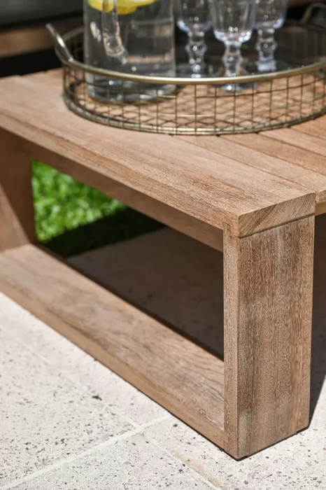 Mesa puffe Diamantina en Madera natural - Mesas de living, Uruguay | Balcony, vista 2