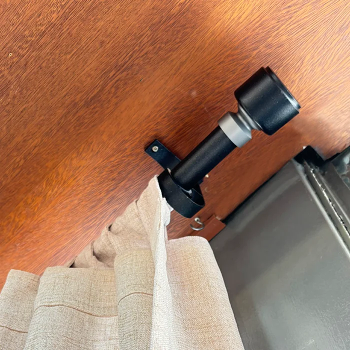 Barral para cortina 2mts en Negro - Textiles, Uruguay | Alta Gracia Deco, vista 2