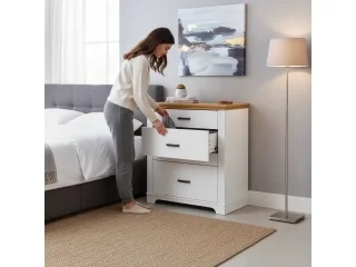 Comoda en madera maciza 3 cajones en Blanco - Cómodas, Uruguay | Quesal, vista 7