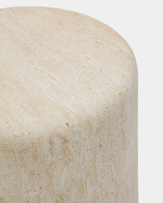 Mesa auxiliar Drasi de cemento con acabado efecto travertino - Ø46 cm en Beige - Mesas de arrimo, Uruguay | Kavehome, vista 6