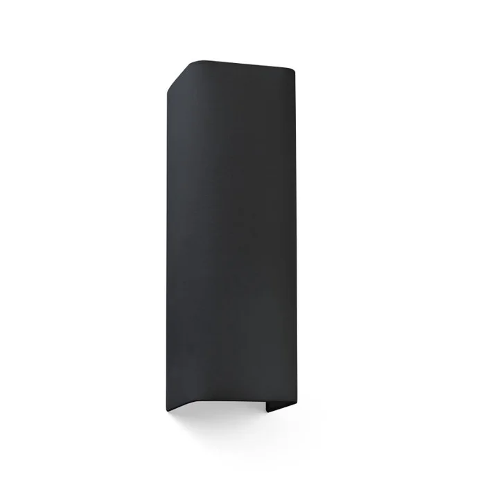 Aplique sleek rectangular L negro en Negro - Iluminación, Uruguay | La Perla