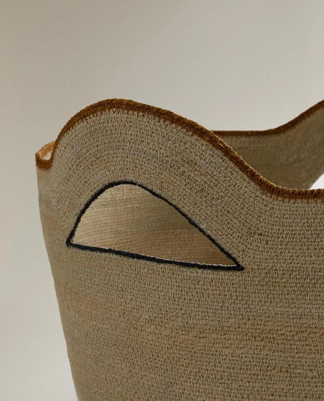 CESTA SEAGRASS PIPING en Beige - Canastos, Uruguay | Zara Home, vista 3