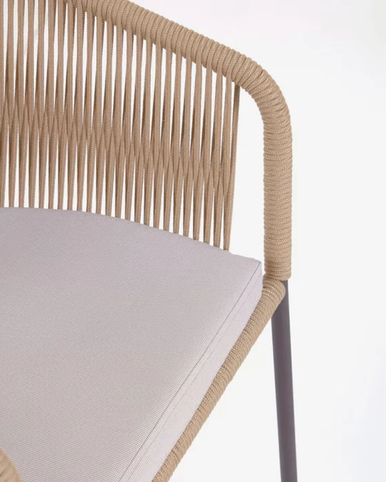 Silla Yanet - de cuerda beige y patas de acero galvanizado en Beige - Sillas, Uruguay | Kavehome, vista 3