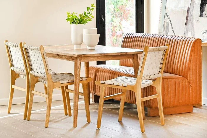 SILLON DE COMEDOR FERRARO - CUERO ITALIANO CARAMELO - 1.53 MTS en Marrón - Sillones y sofás, Uruguay | La Iberica, vista 11