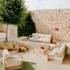 Mesa de centro Ambra de madera maciza de acacia con acabado claro 82,5 x 140 cm FSC 100% en Madera natural - Mesas de living, Uruguay | Kavehome, vista 4 de 8