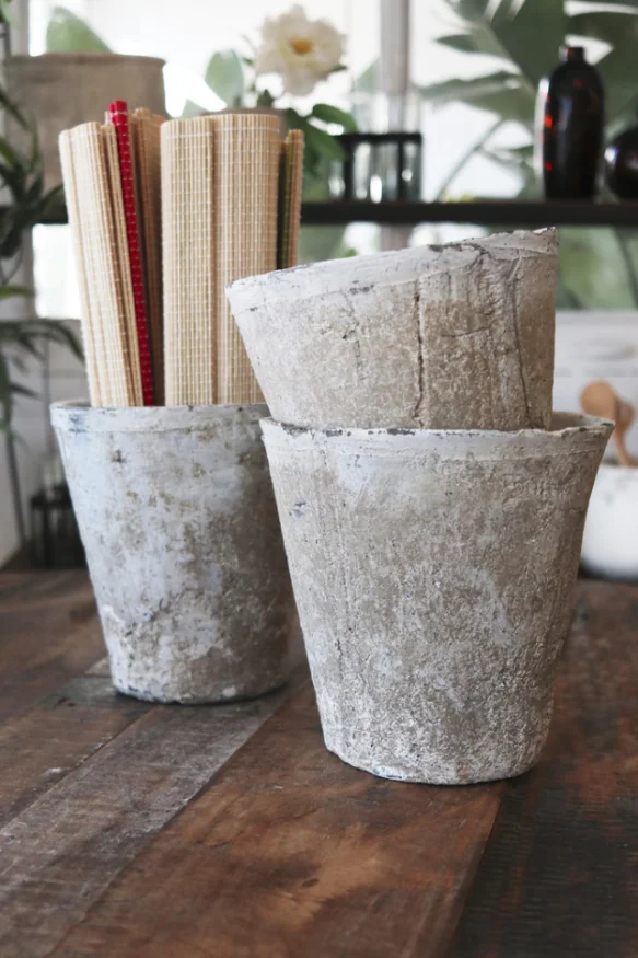 MACETA BLANCA ANTIQUE en Blanco - Jarrones, Uruguay | Sentido Jose Ignacio, vista 2