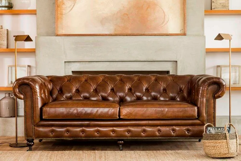 SILLON CHESTERFIELD CUERO ITALIANO - 3 CUERPOS en Marrón - Sillones y sofás, Uruguay | La Iberica, vista 4