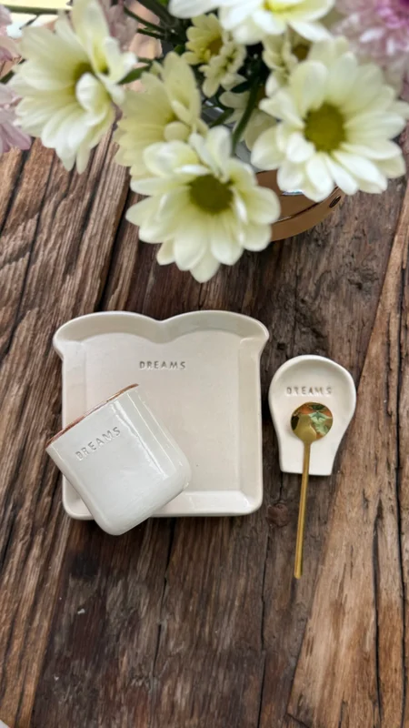 Kit desayuno con vaso de cerámica, apoya cucharas, plato y cucharita en Beige - Decoración, Uruguay | Dreams On Time, vista 38