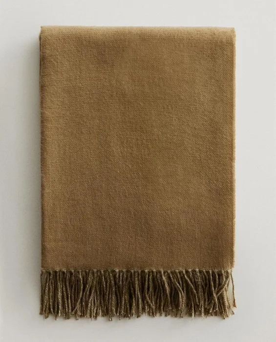 MANTA SUAVE FLECOS en Marrón - Textiles, Uruguay | Zara Home