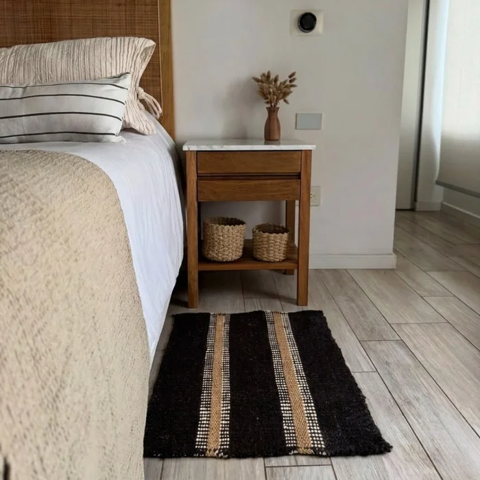 Tapiz de Yuta Tejido a Mano Yuta en Multicolor - Alfombras, Uruguay | Casakos, vista 3