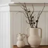 Jarrón Mae en Blanco - Jarrones, Uruguay | Walnut, vista 1 de 2