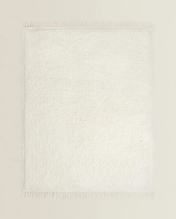 ALFOMBRA RECTANGULAR ALGODÓN TEXTURA en Blanco - Alfombras, Uruguay | Zara Home, vista 2