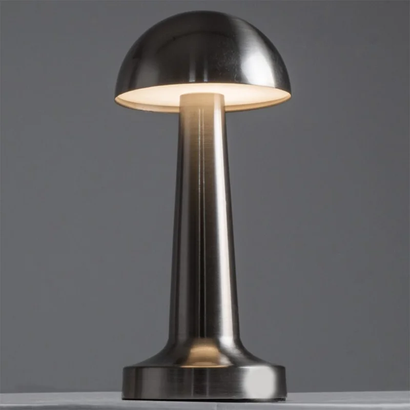 Lámpara de Mesa Samoa Portátil Recargable Chrome en Plateado - Lámparas de mesa, Uruguay | Serlux, vista 3