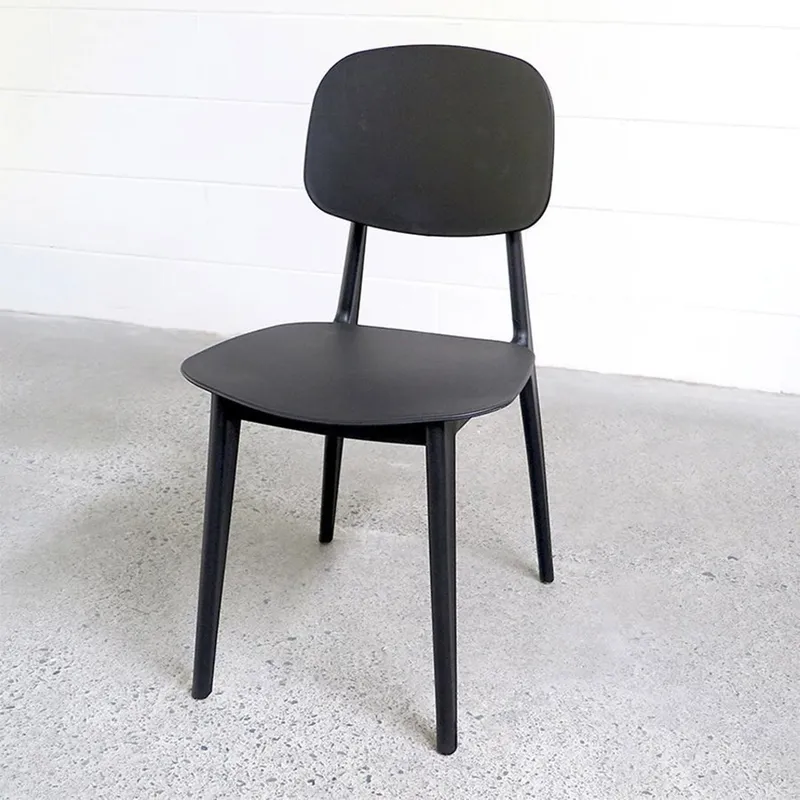 Silla Eira en Negro - Sillas, Uruguay | Seppia
