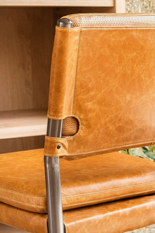 SILLA DE BAR CLUB - CUERO ITALIANO CARAMELO en Marrón - Sillas, Uruguay | La Iberica, vista 5