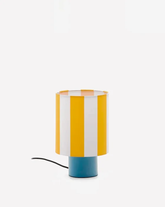 Lámpara de mesa Ciral de metal con acabado pintado azul en Multicolor - Lámparas de mesa, Uruguay | Kavehome
