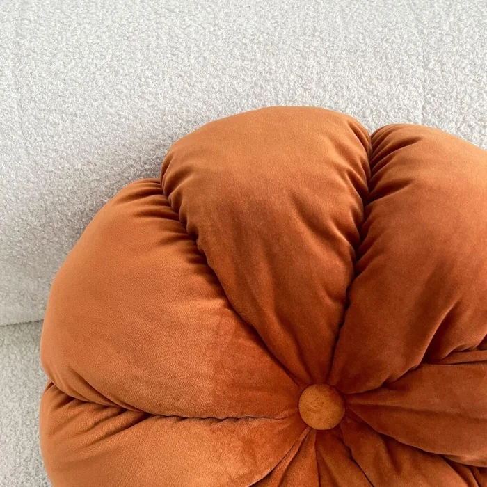 Almohadón flor Camelia - naranja en Naranja - Textiles, Uruguay | Buho Store