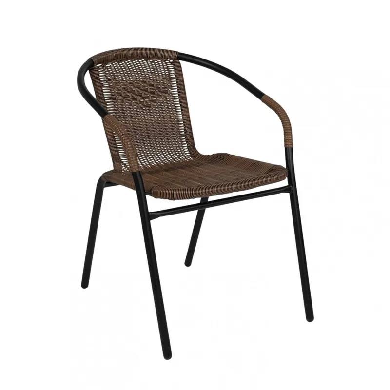 Silla exterior de metal y Rattan con apoyabrazos - Marrón en Marrón - Muebles para el exterior, Uruguay | Rústico Hogar