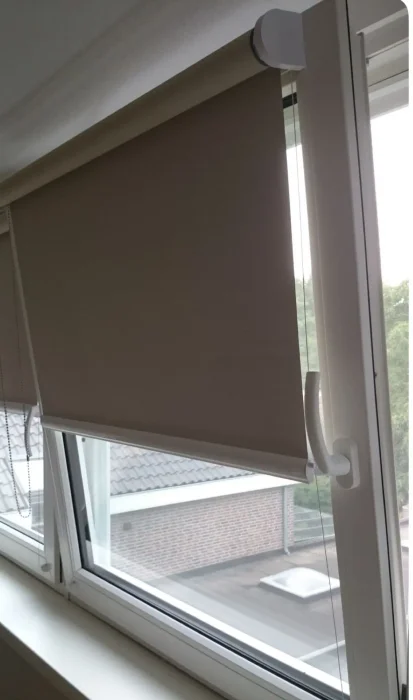 Cortinas Rollers Personalizada en Gris - Textiles, Uruguay | Decilo con Alma, vista 3