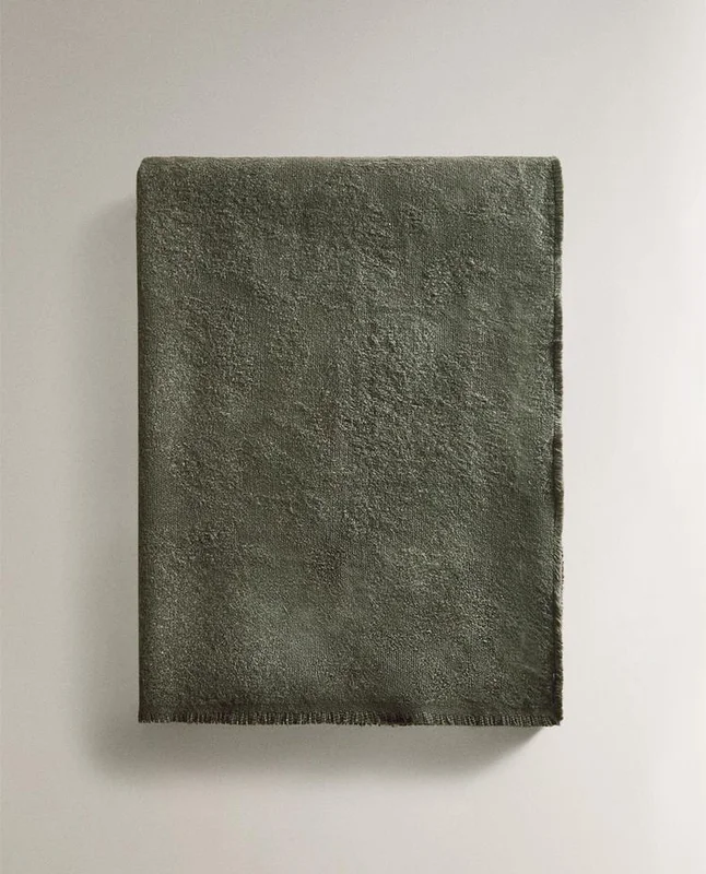 MANTA JACQUARD FLORES en Verde oliva - Textiles, Uruguay | Zara Home, vista 5