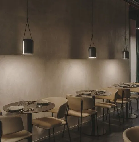 Attic Negro en Negro - Lámparas colgantes, Uruguay | Darko Lighting