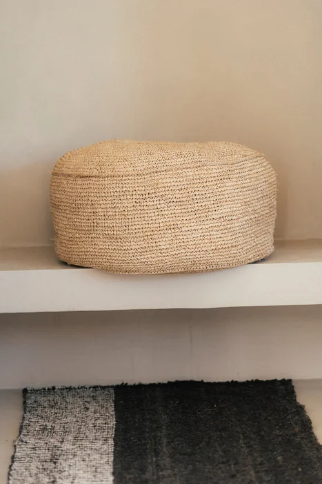 Puff de Fibra Natural Malawi | Casakos Uruguay en Beige - Butacas, banquetas y puffs, Uruguay | Casakos, vista 4