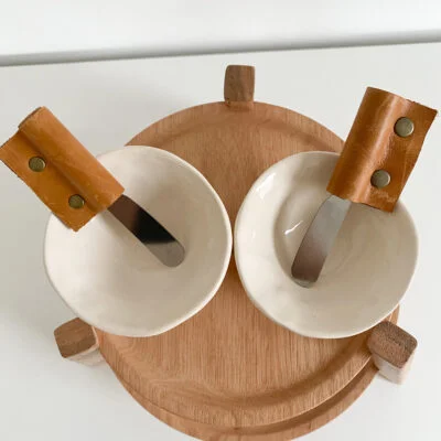 Juego de torre + 2 bowls + 2 espátulas con cuero en Madera natural - Decoración, Uruguay | Dreams On Time, vista 9