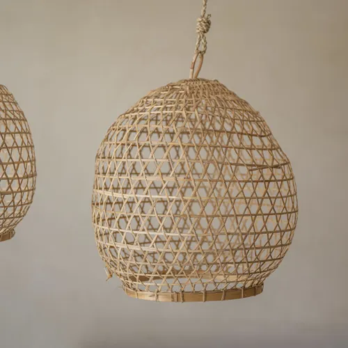 Lámpara de techo Bella L en Madera natural - Lámparas colgantes, Uruguay | De Arcos