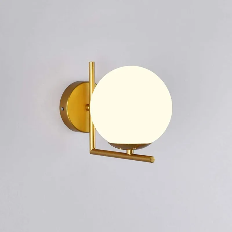 LUMINARIA VERNER GOLD en Dorado - Iluminación, Uruguay | Berlina Store