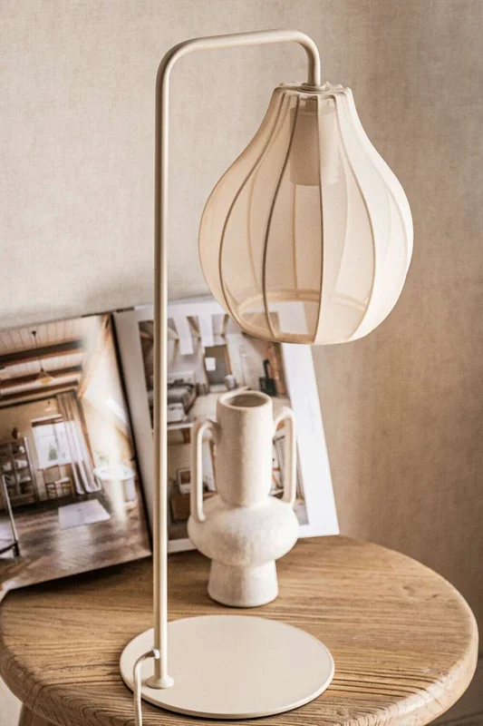 LAMPARA DE MESA GOTA - ARENA en Beige - Lámparas colgantes, Uruguay | La Iberica, vista 3