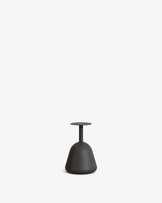 Mesa redondo Saura de de madera de acacia acabado natural 48cm en Natural, Negro - Mesas de arrimo, Uruguay | Kavehome, vista 3
