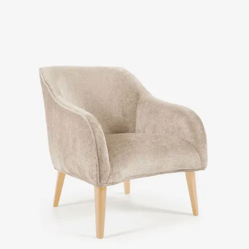 Butaca Bobly de chenilla beige y patas de madera acabado natural en Beige - Butacas, banquetas y puffs, Uruguay | Kavehome