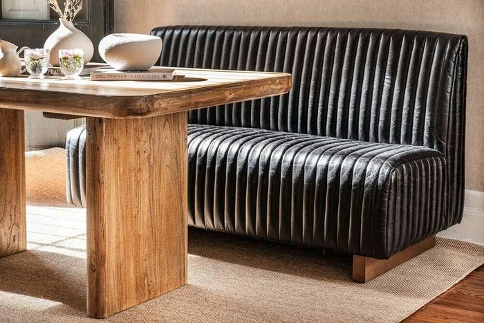 SILLON DE COMEDOR FERRARO - CUERO ITALIANO NEGRO - 1.53 MTS en Negro - Sillones y sofás, Uruguay | La Iberica, vista 8