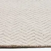 Alfombra Calira de lana jacquard trenzado beige 230 x 160 cm en Madera natural - Textiles, Uruguay | Kavehome, vista 4 de 6
