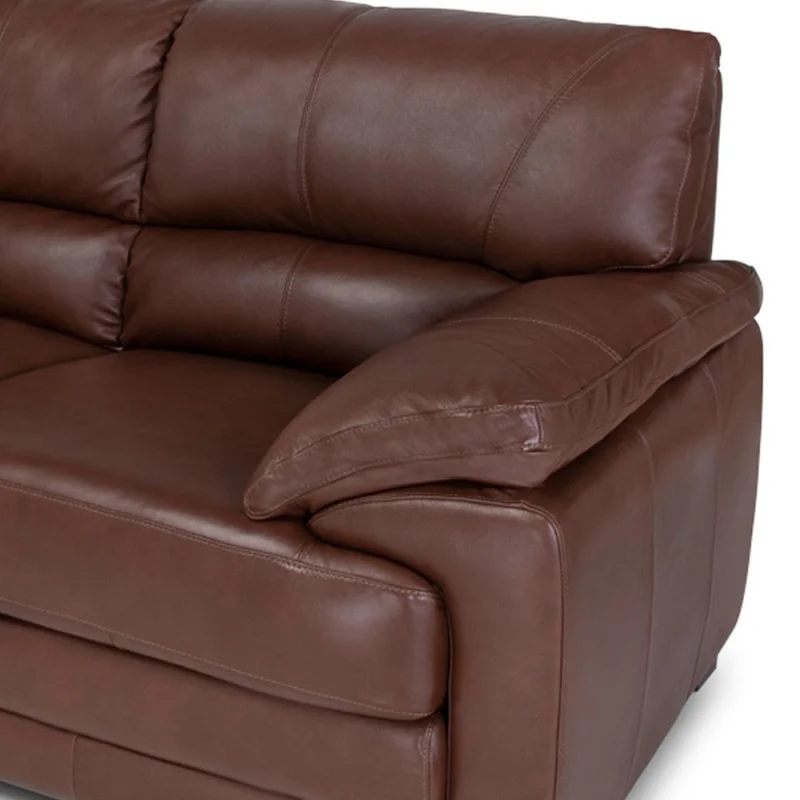 Sofá Oxford - Cuero Básico - 2 cuerpos - New Brown en Marrón - Sillones y sofás, Uruguay | NYR, vista 3