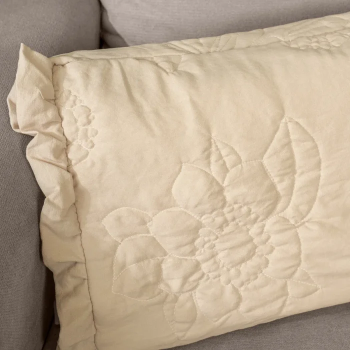 Funda de Almohadón Repujado Flores - Textiles, Uruguay | Arredo, vista 2