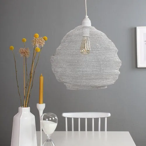 LÁMPARA DE COLGAR D38X42 NINA BLANCA en Blanco - Lámparas colgantes, Uruguay | Masinfinito Casa