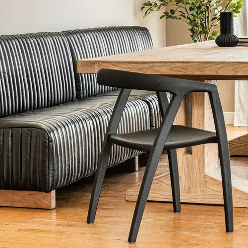 SILLON DE COMEDOR FERRARO - CUERO ITALIANO NEGRO - 1.53 MTS en Negro - Sillones y sofás, Uruguay | La Iberica