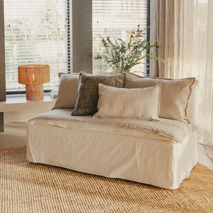 Sillón Mora doble en Beige - Sillones y sofás, Uruguay | De Arcos, vista 2