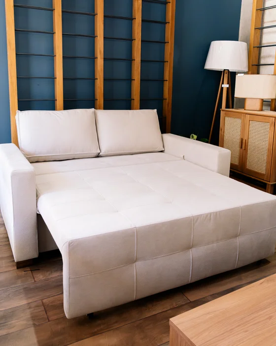 Sofá Cama Torres - Beige Easy Clean en Madera natural - Sillones y sofás, Uruguay | Berna home, vista 3